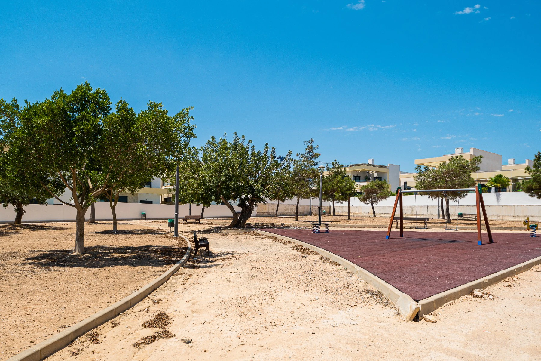 Villa for sale in Los Montesinos