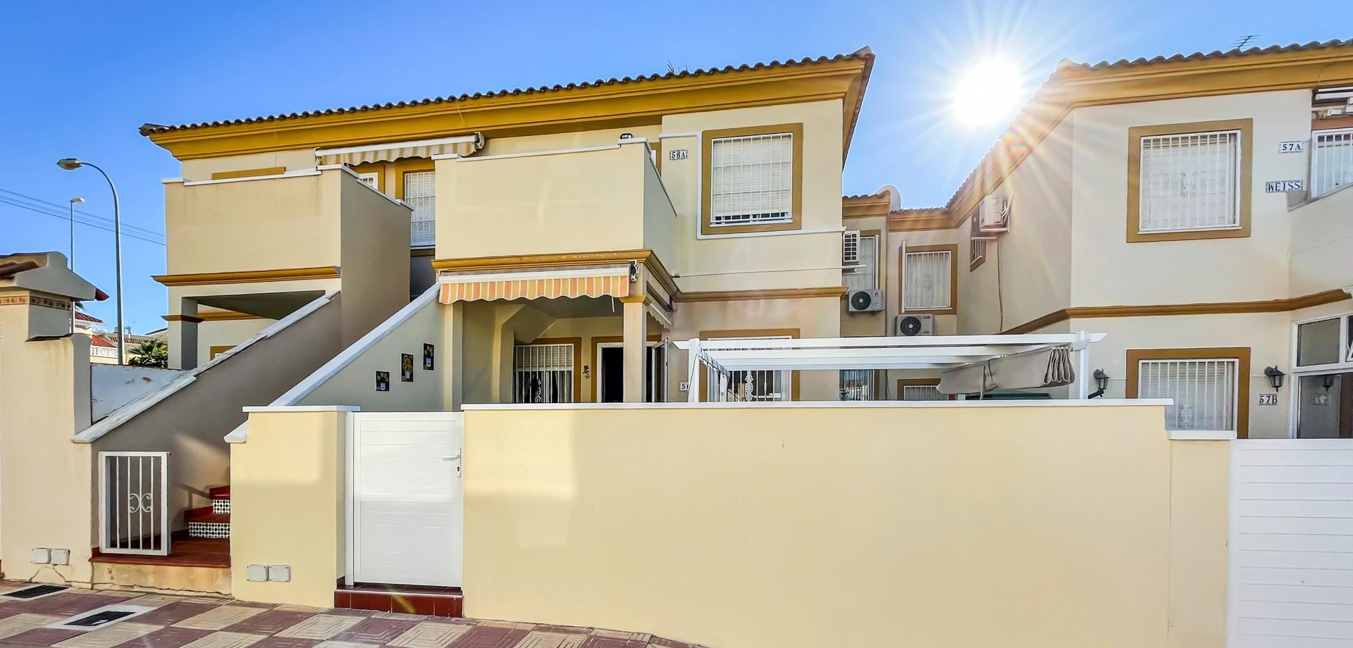 Bungalow for sale in Orihuela Costa