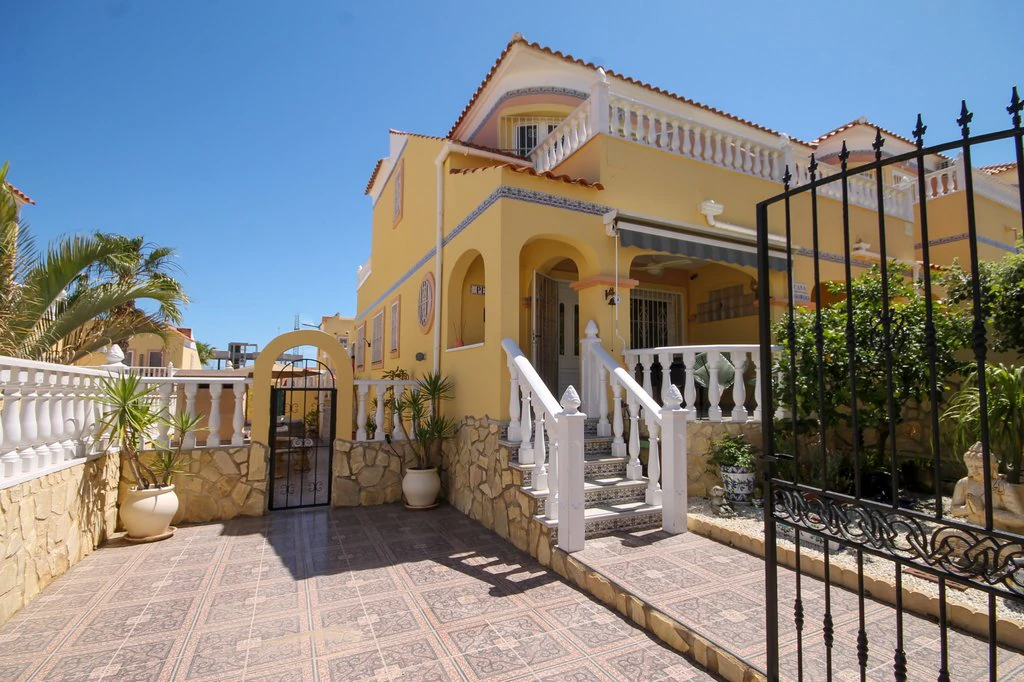 til salg i Orihuela Costa