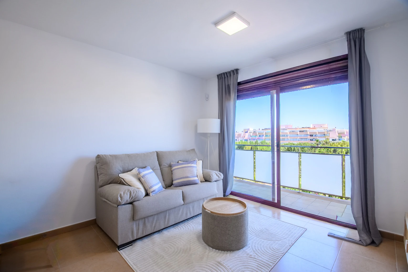 Reformed Apartment for sale walking distance to sea in Torrevieja