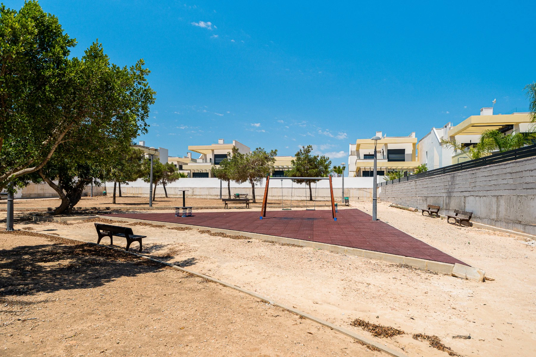 Villa for sale in Los Montesinos