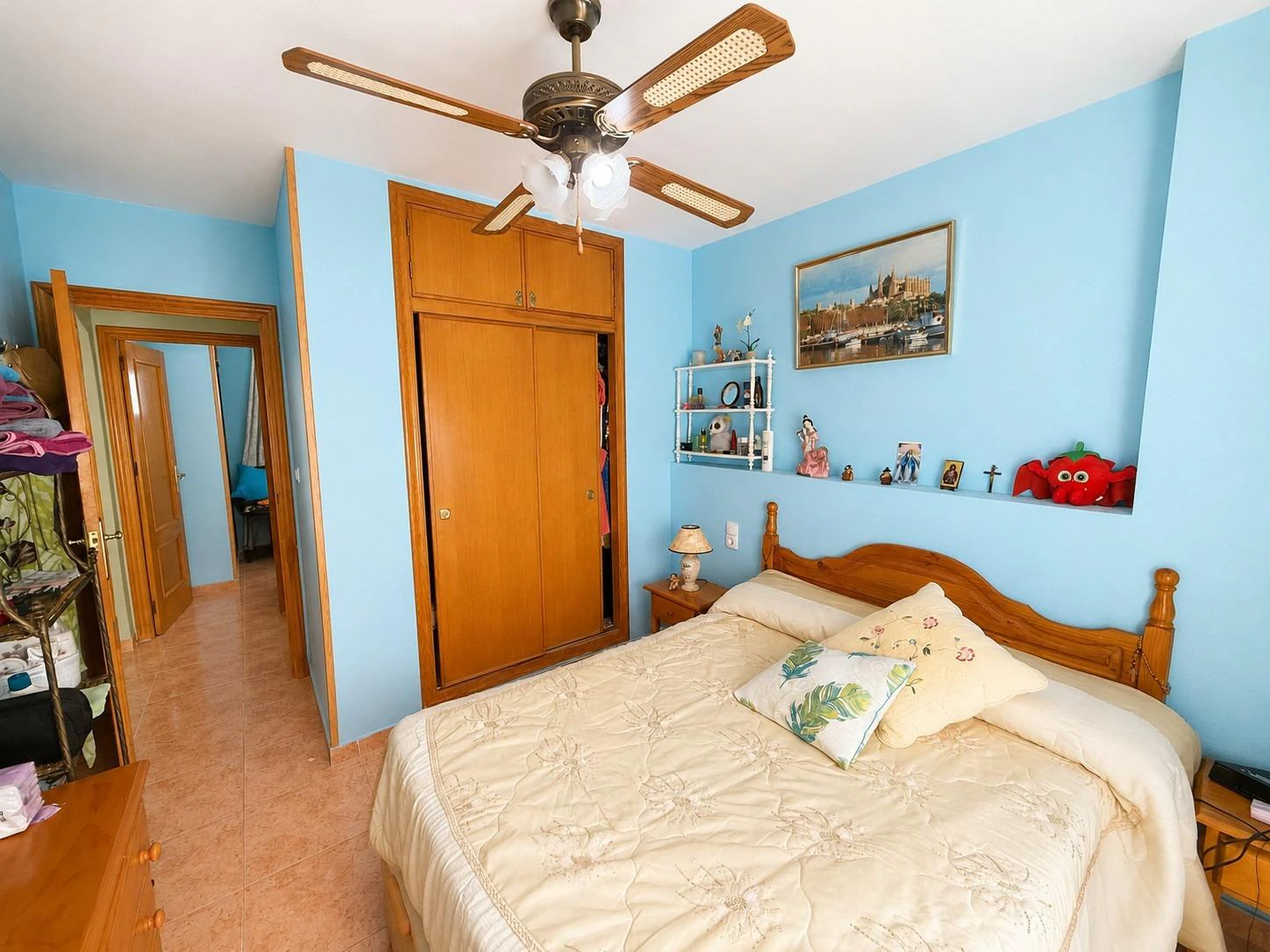 Opportunity for a 2-bedroom apartment with a pool