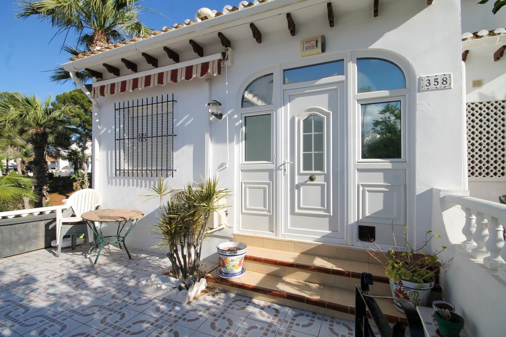 til salg i Orihuela Costa