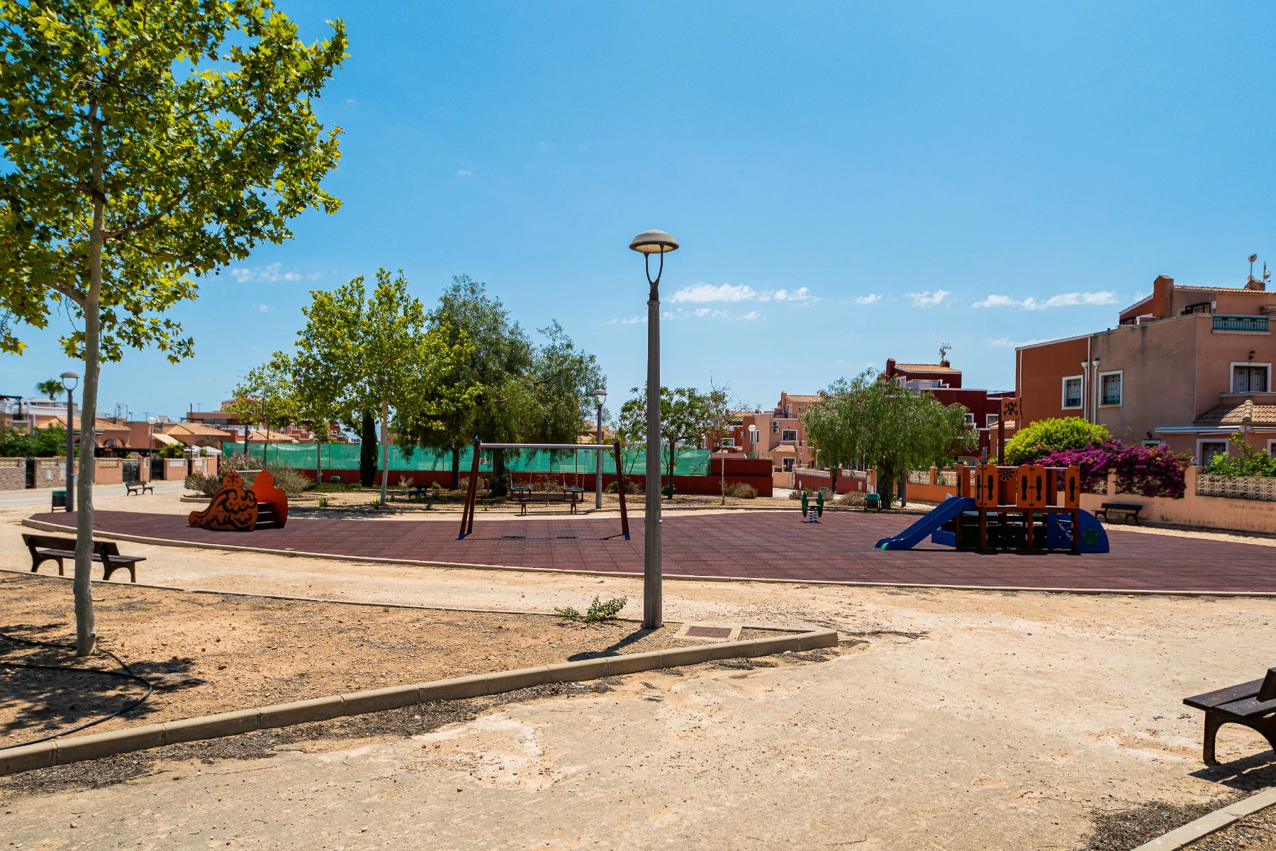 Villa for sale in Los Montesinos