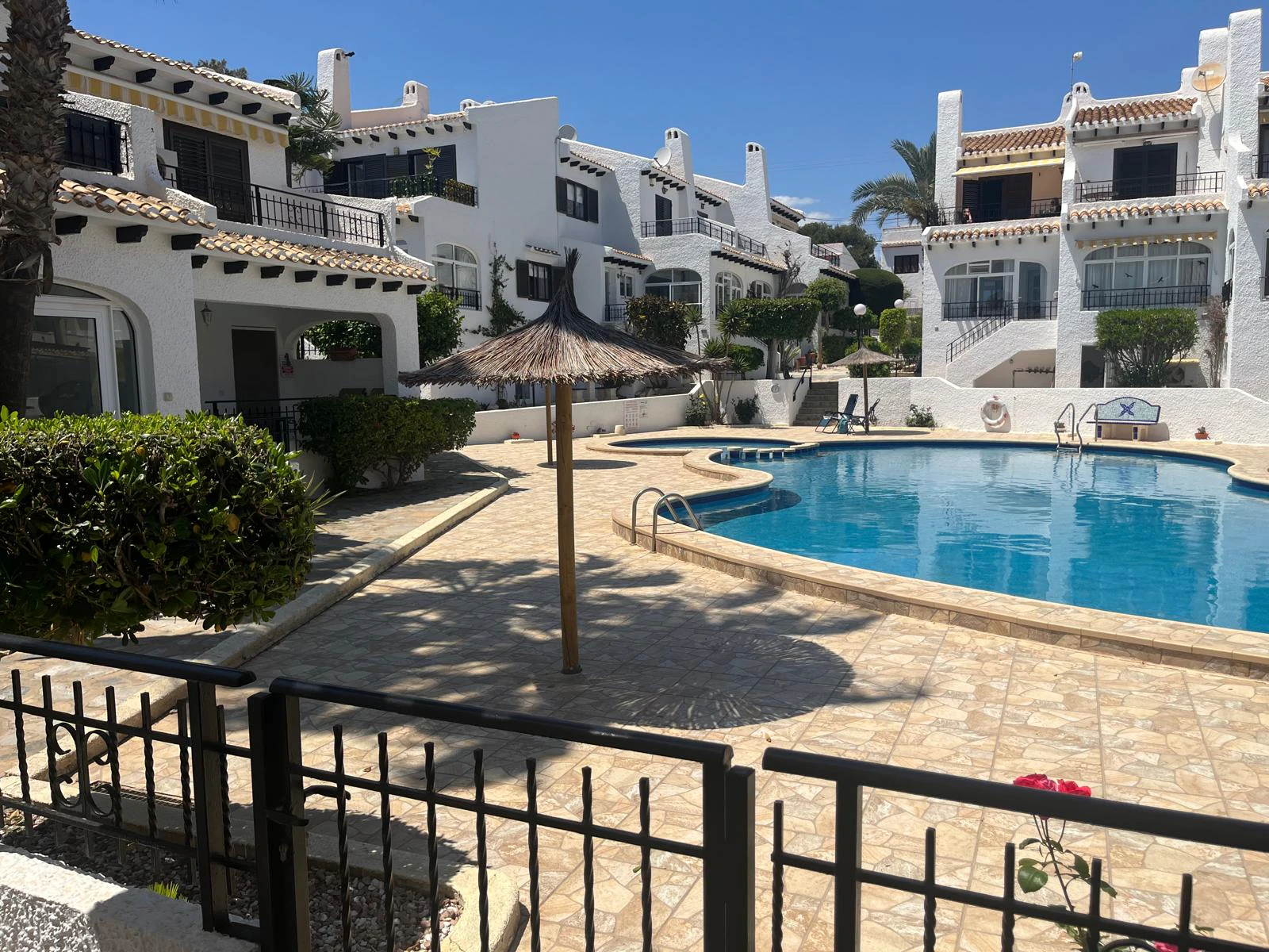 Maison jumelée à la vente à Cabo Roig