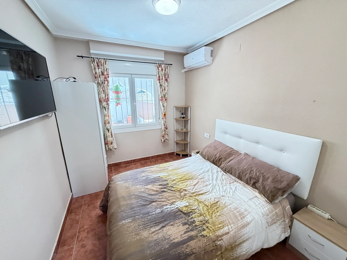 Bungalow til salg i San Miguel De Salinas