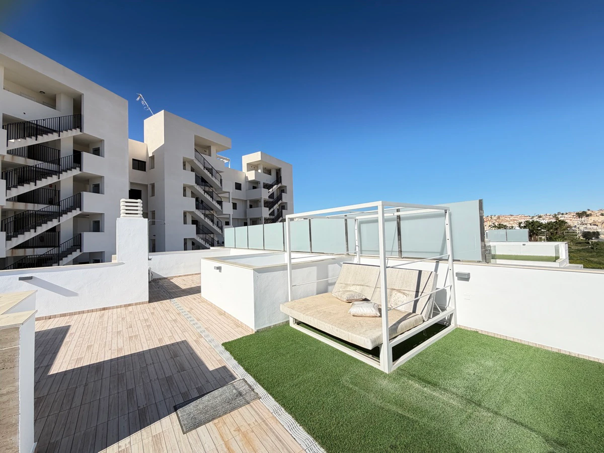 Villa for sale in Villamartin
