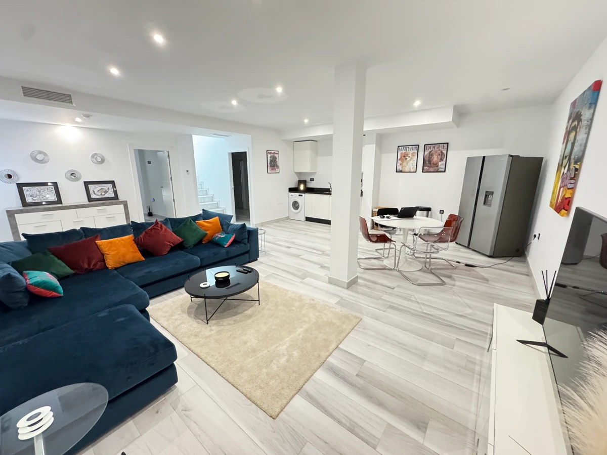 Villa til salg i Lomas De Cabo Roig