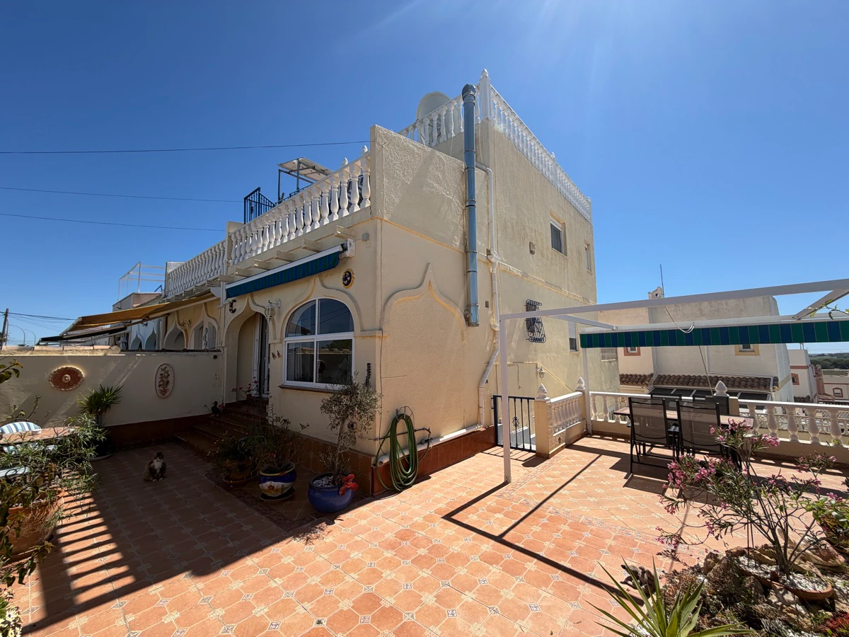Terraced house for sale in San Miguel De Salinas