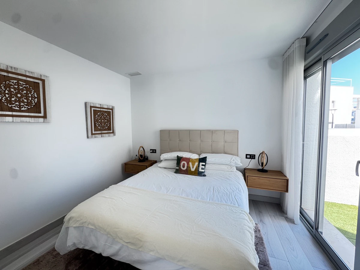 Villa til salg i Lomas De Cabo Roig