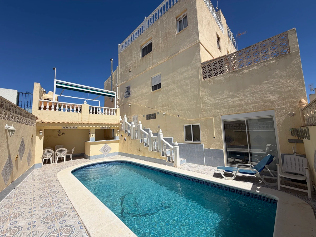 Terraced house for sale in San Miguel De Salinas