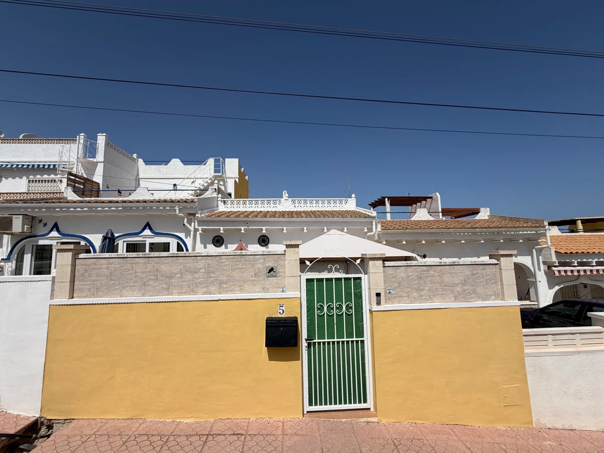 Bungalow til salg i San Miguel De Salinas
