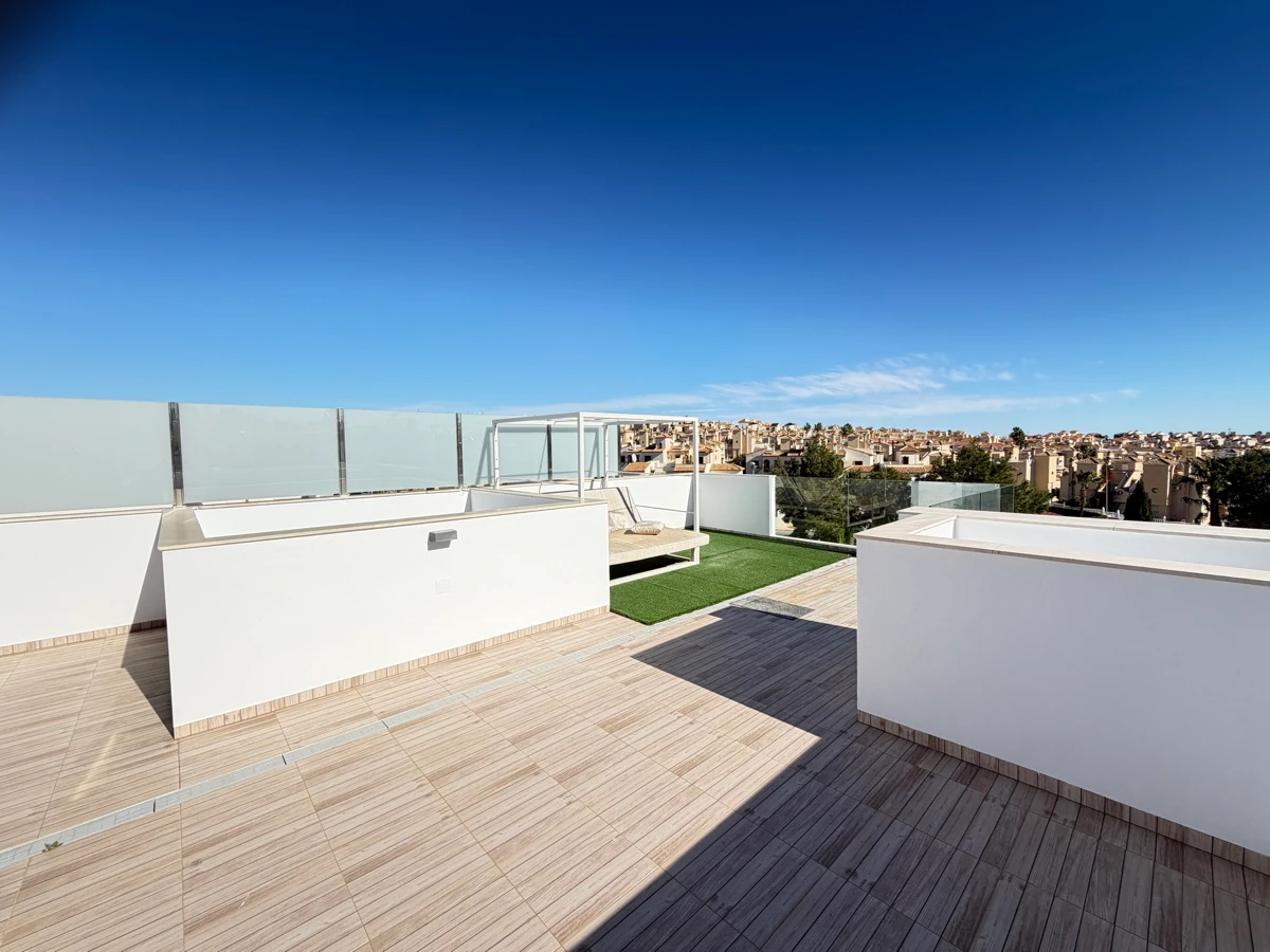Villa for sale in Villamartin