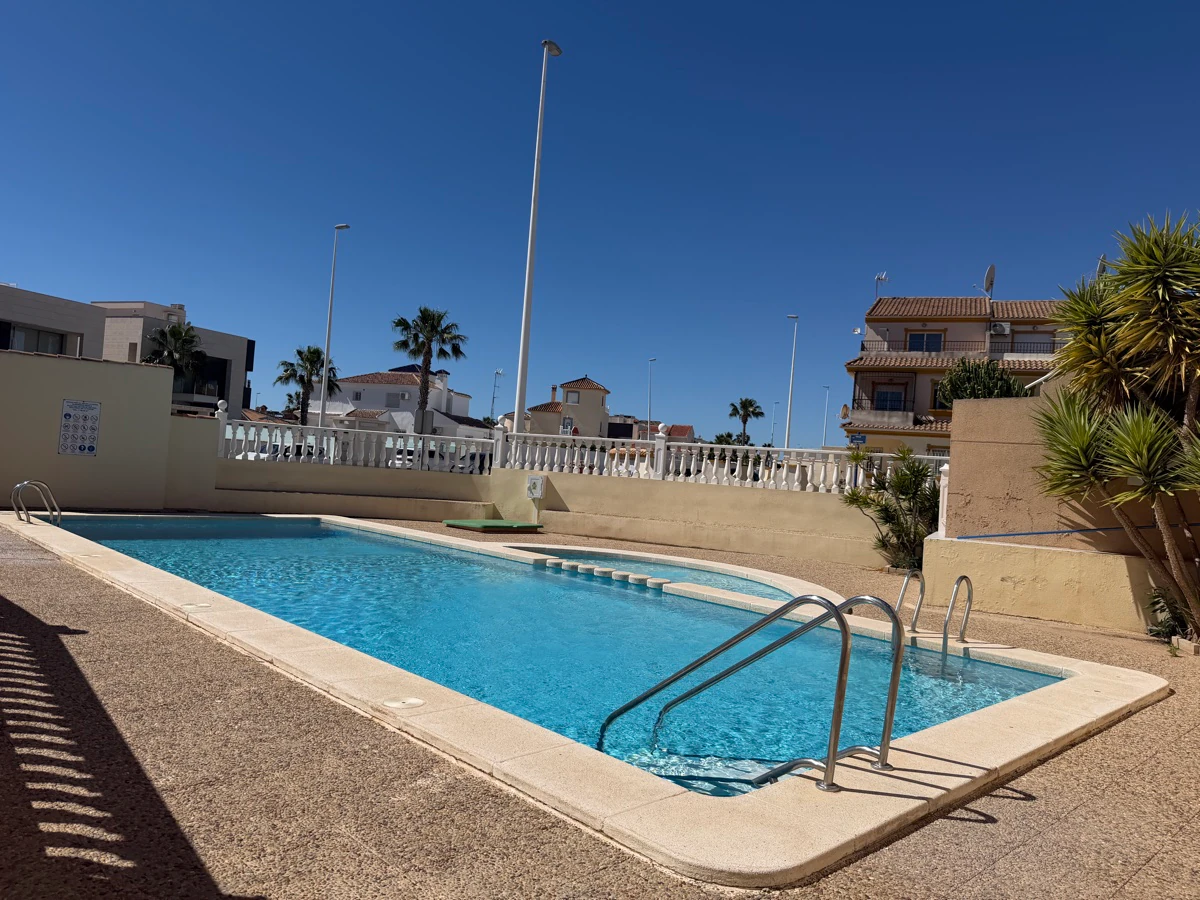 Flat for sale in La Zenia