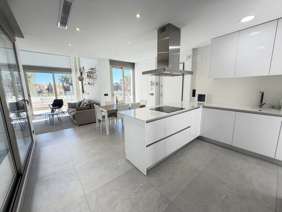 Villa for sale in Villamartin