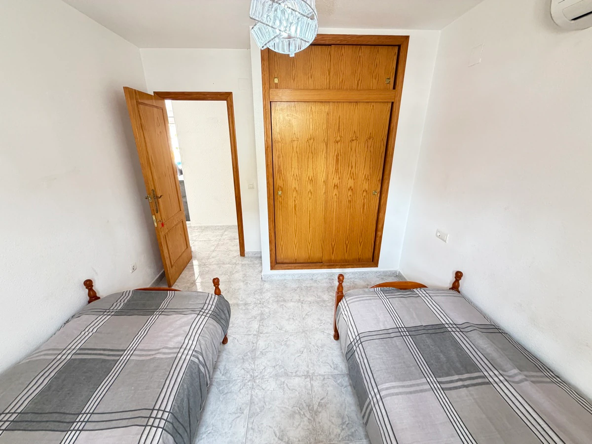 Villa for sale in Villamartin