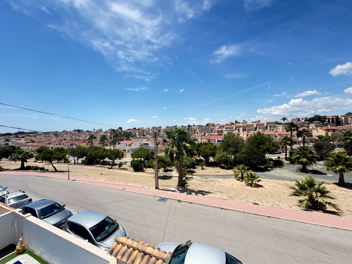 Villa à la vente à Villamartin