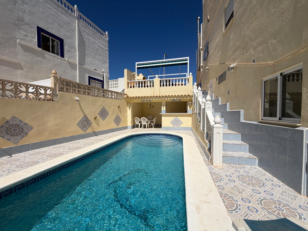 Terraced house for sale in San Miguel De Salinas