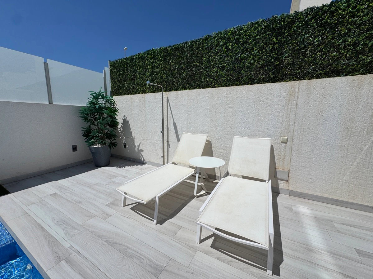 Villa til salg i Lomas De Cabo Roig