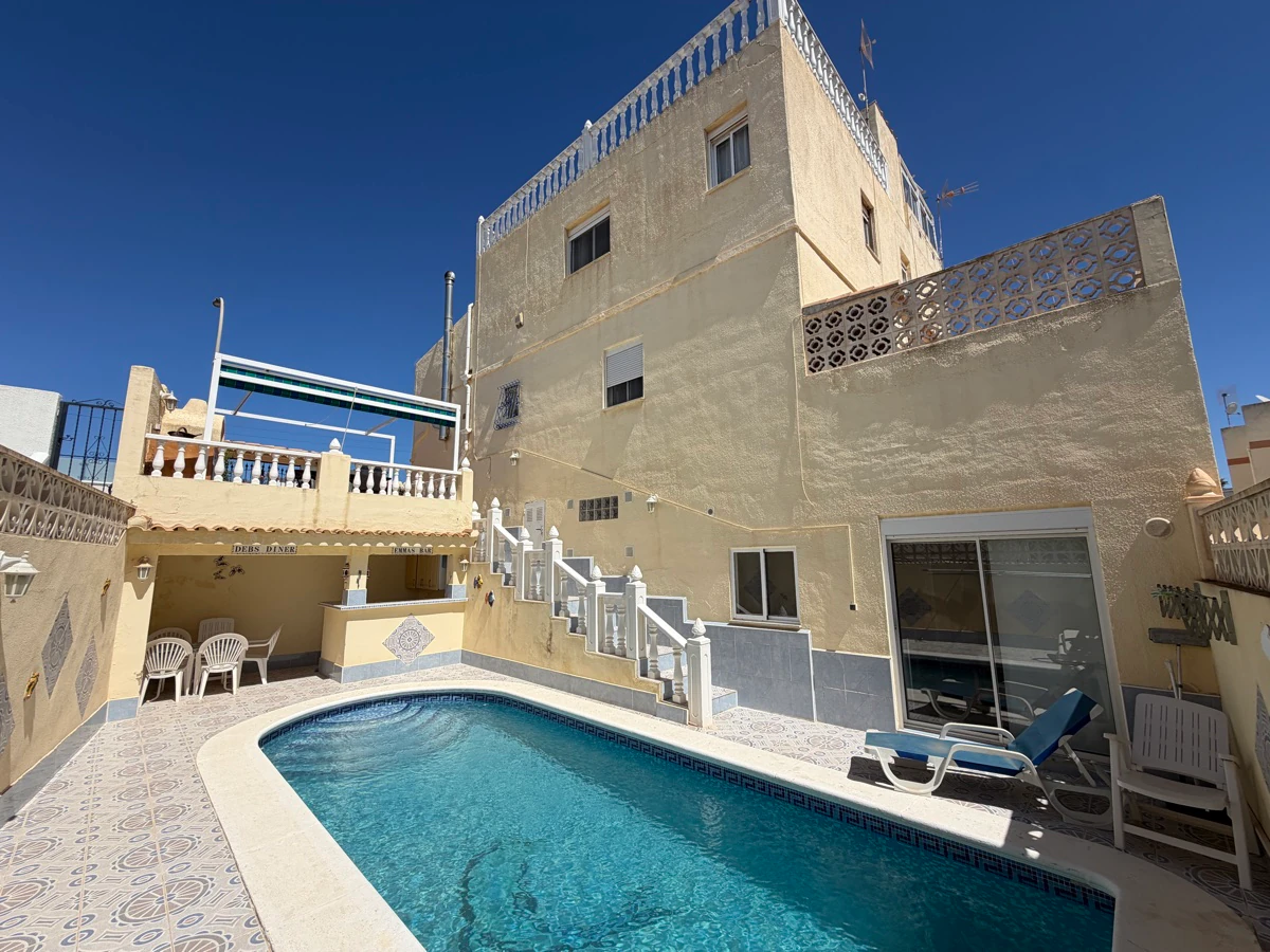 Terraced house for sale in San Miguel De Salinas