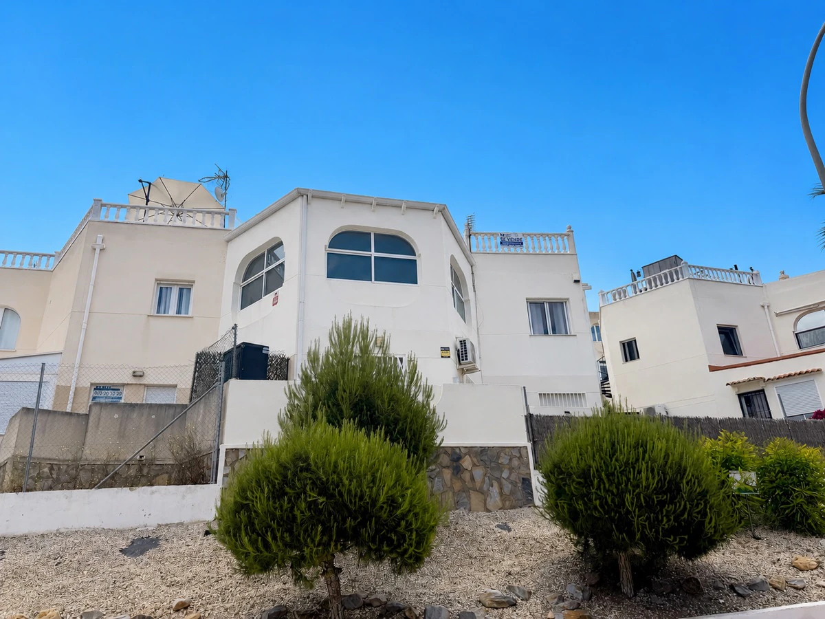 Flat for sale in San Miguel De Salinas