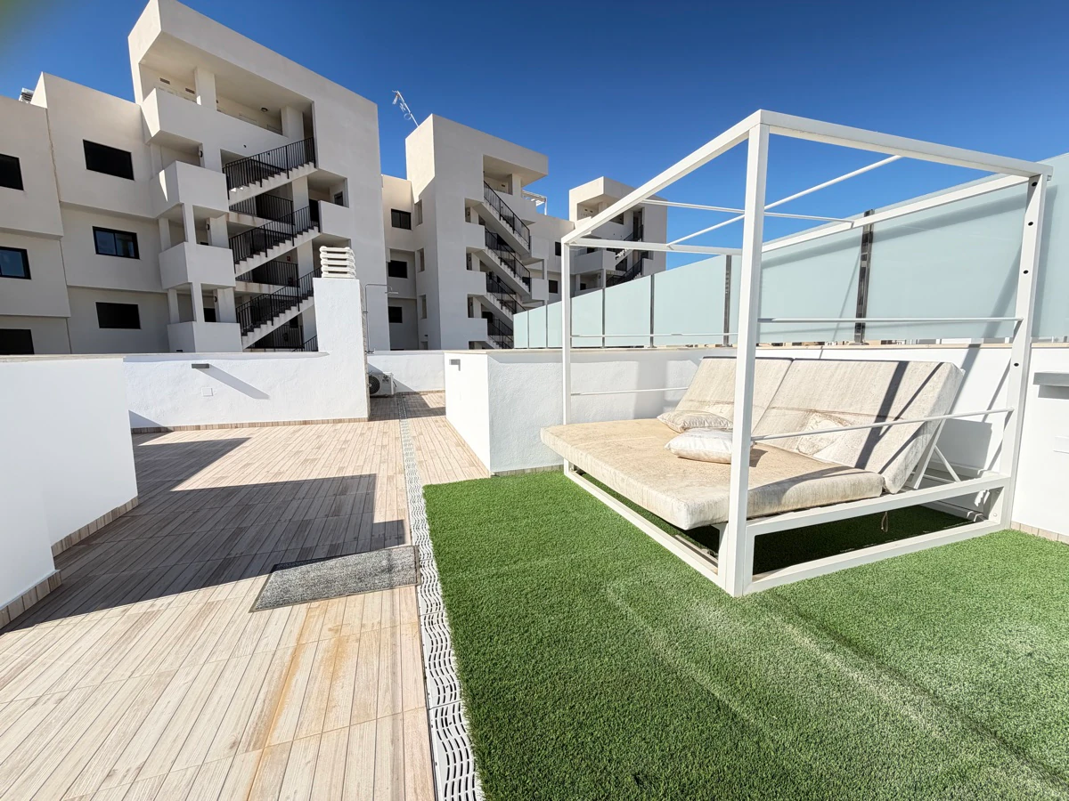 Villa for sale in Villamartin