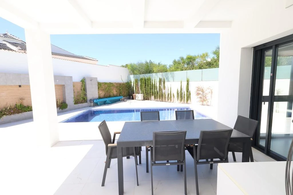 Villa for sale in Rojales