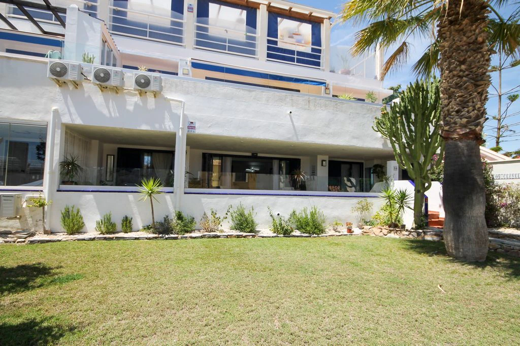 Piso en venta en Orihuela Costa