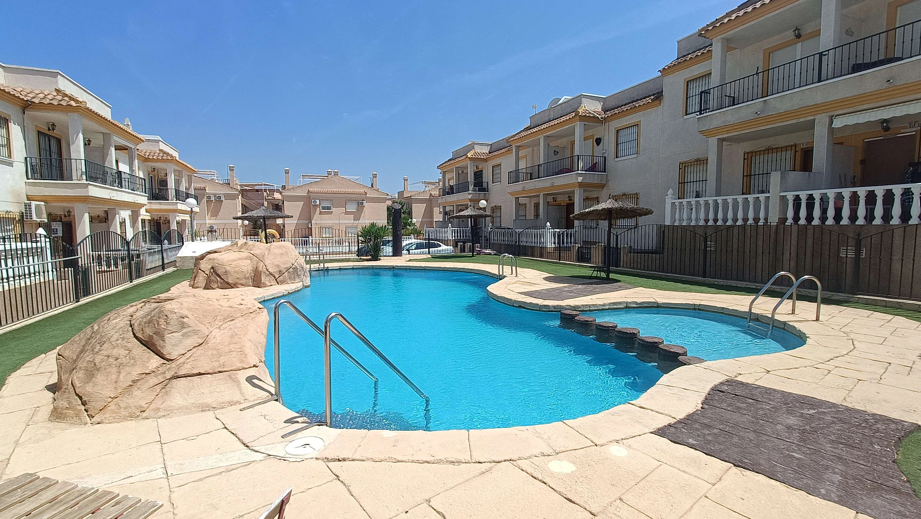 Flat for sale in Algorfa - Montemar
