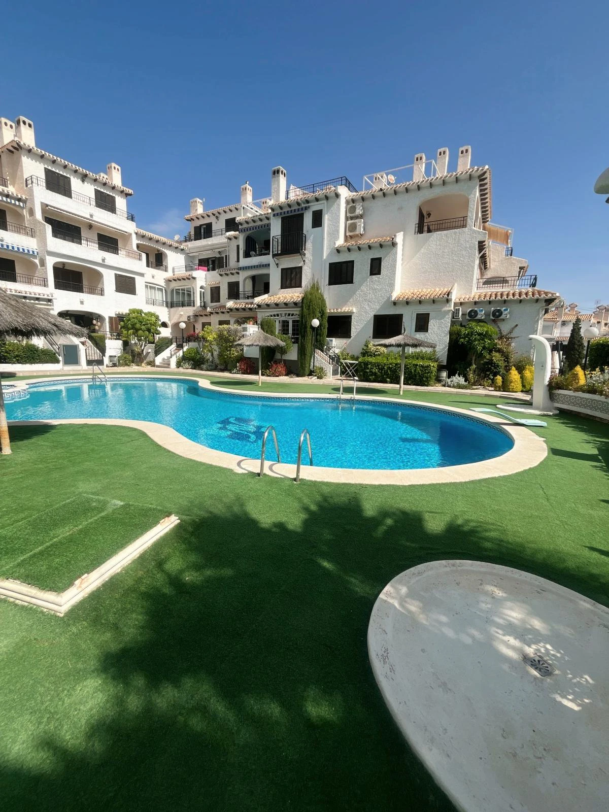 Cabo Roig Beachside Apartment walking to beach