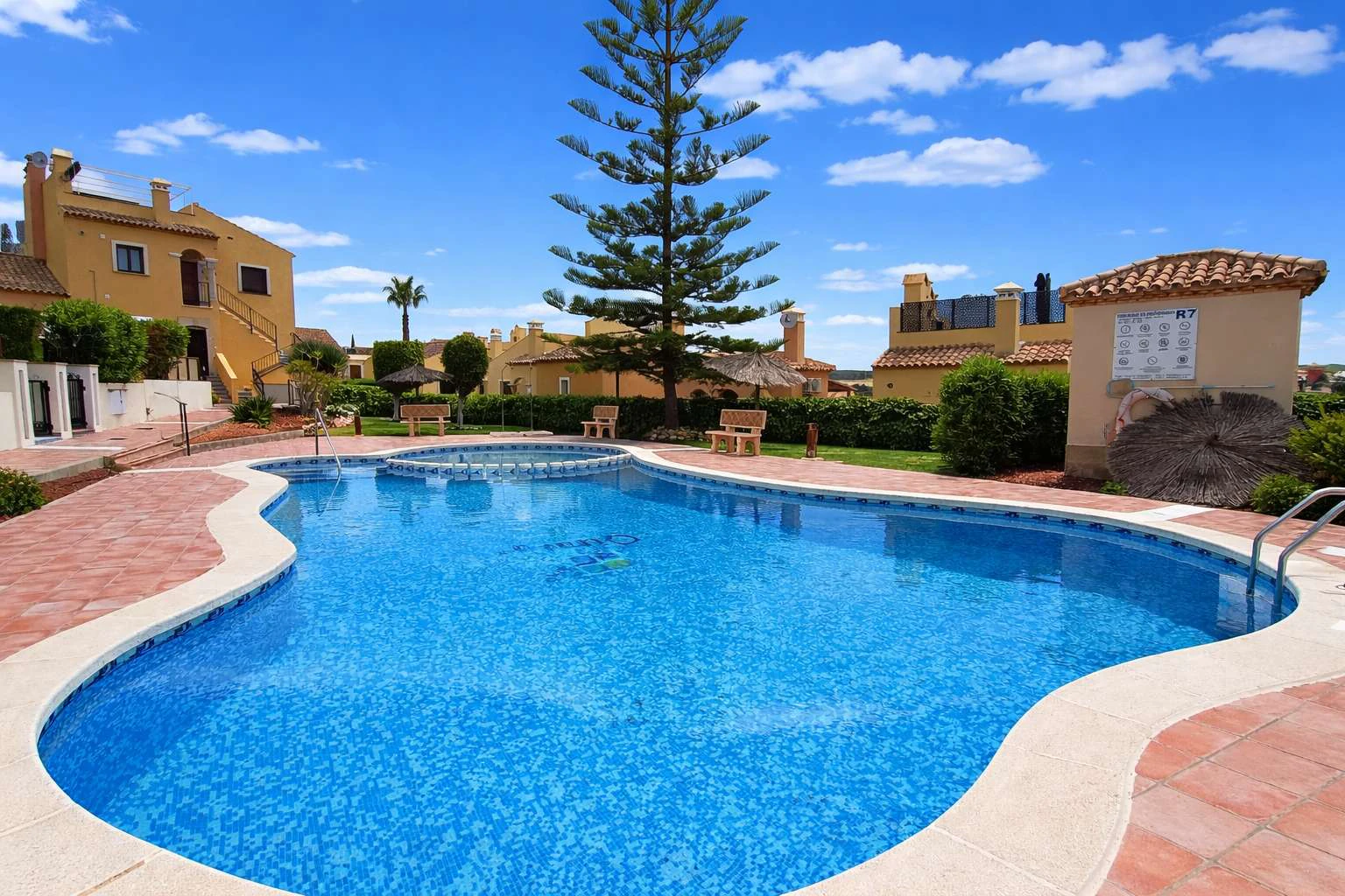 Flat for sale in La Finca Golf And Spa Resort