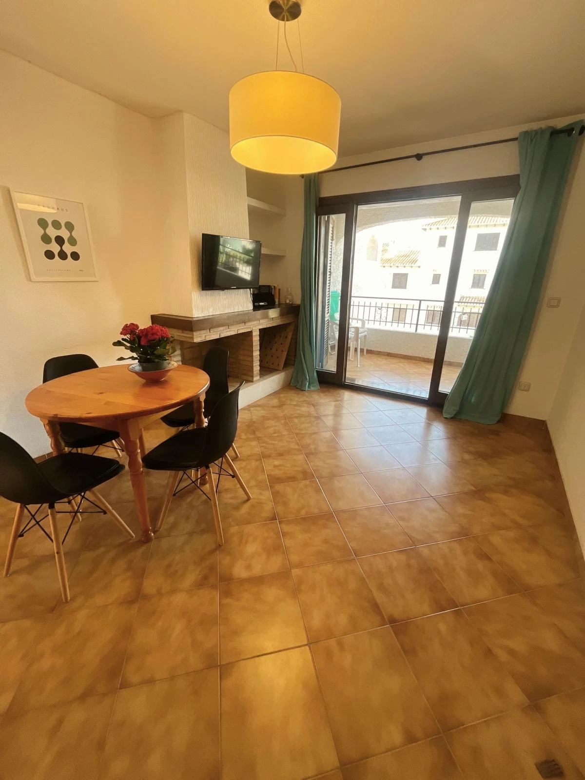 Cabo Roig Beachside Apartment walking to beach