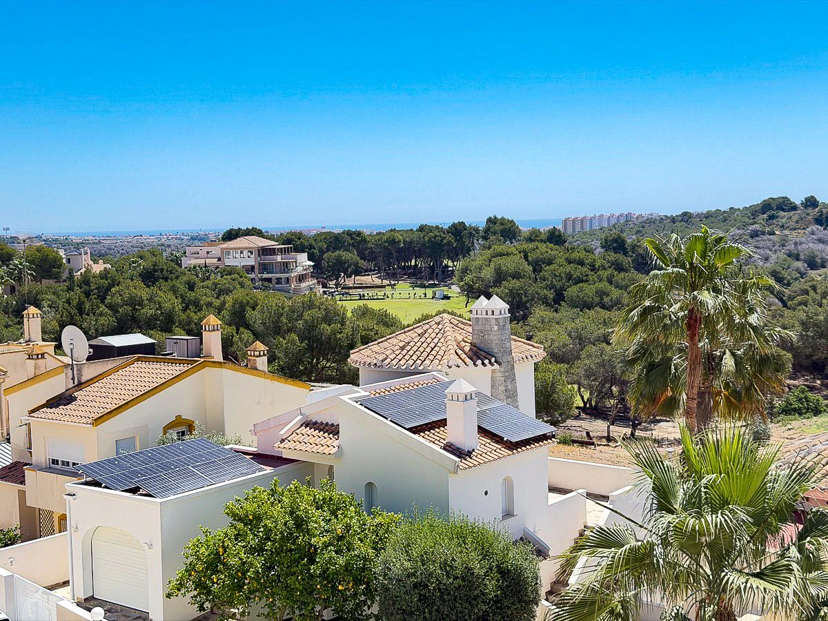Incredible Frontline Golf Villa for Sale in Las Ramblas