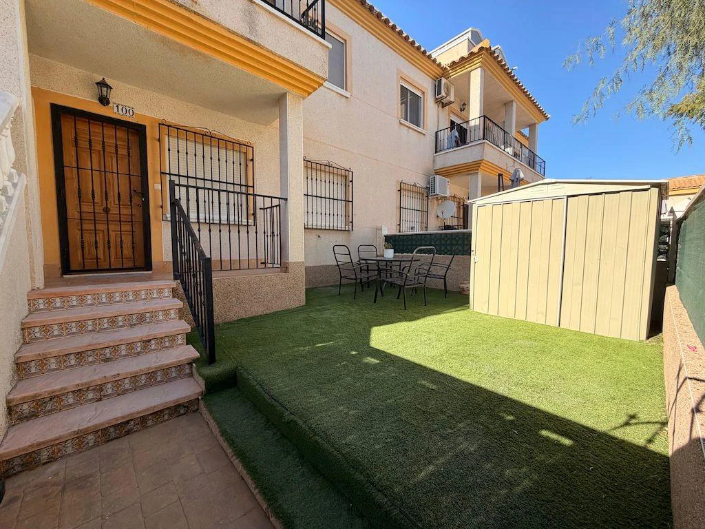 Bungalow for sale in Orihuela Costa