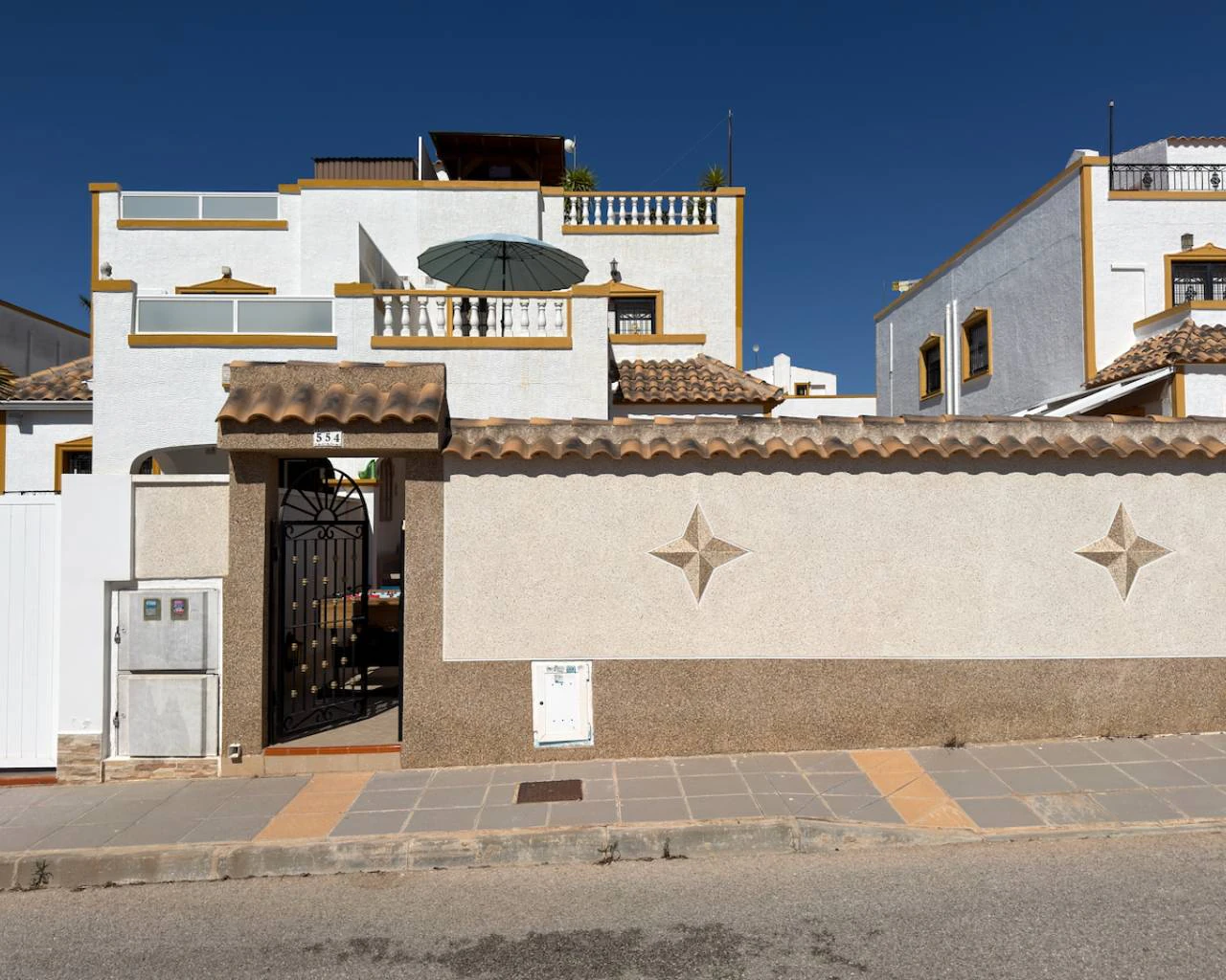 Villa for sale in Vistabella