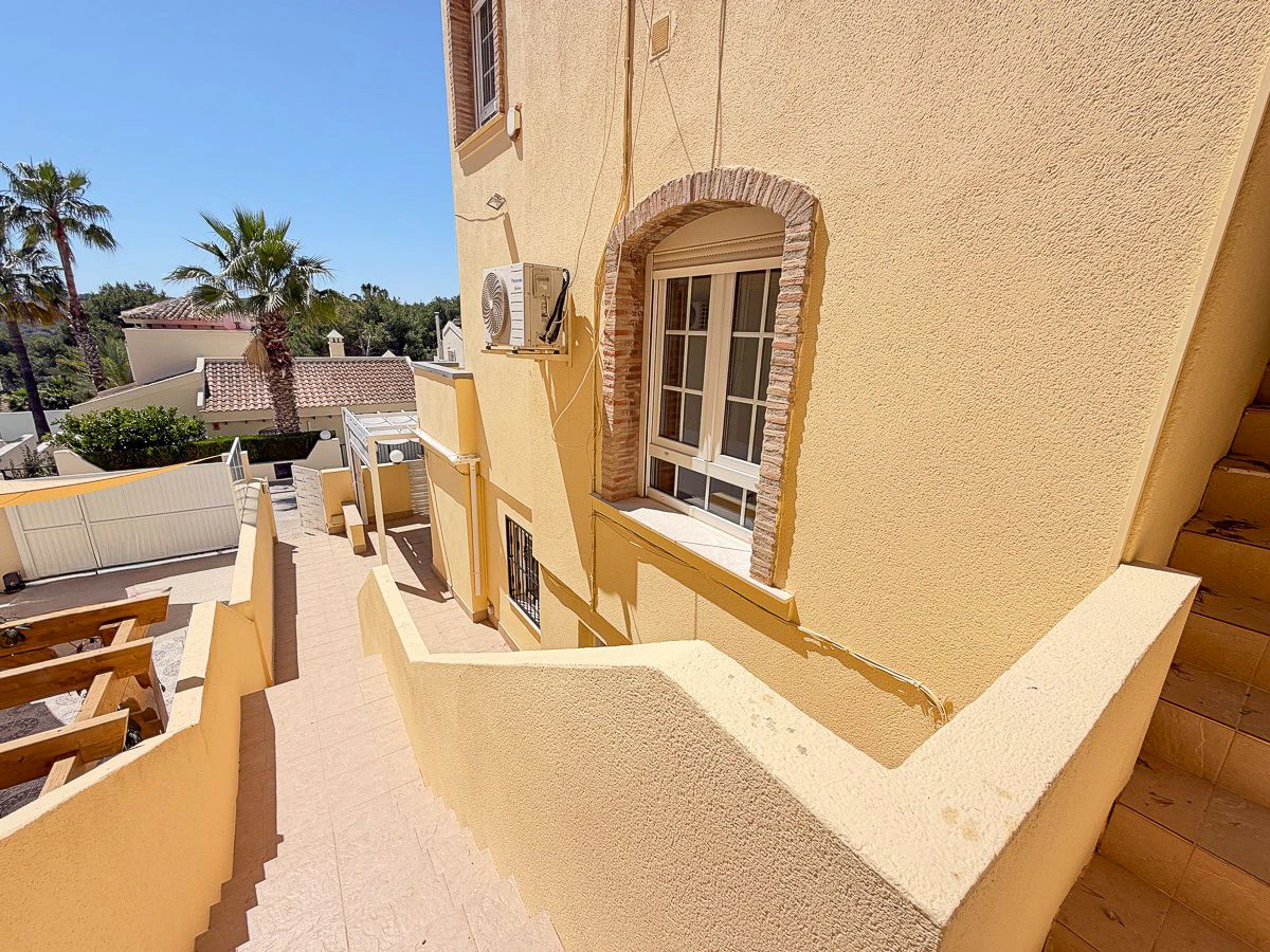 Incredible Frontline Golf Villa for Sale in Las Ramblas
