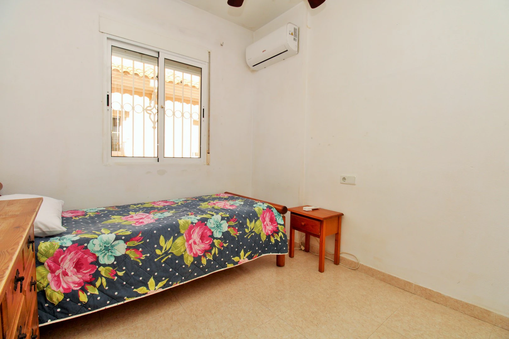 Terraced house for sale in Villamartin