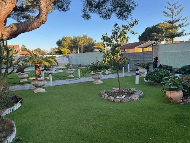 Villa à la vente à Dehesa De Campoamor