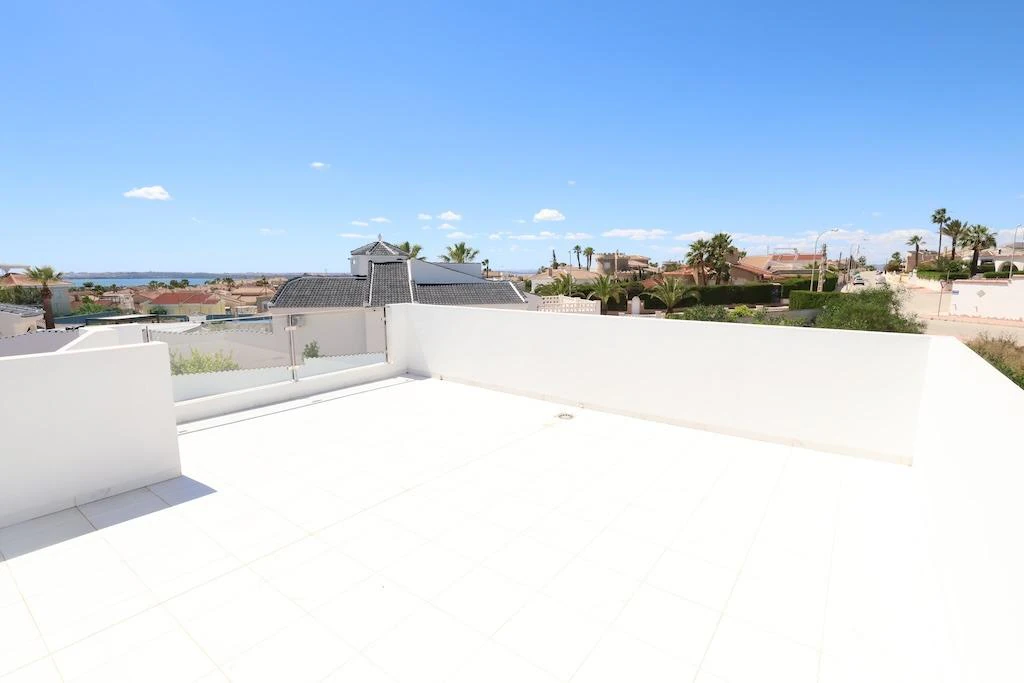 Villa for sale in Rojales