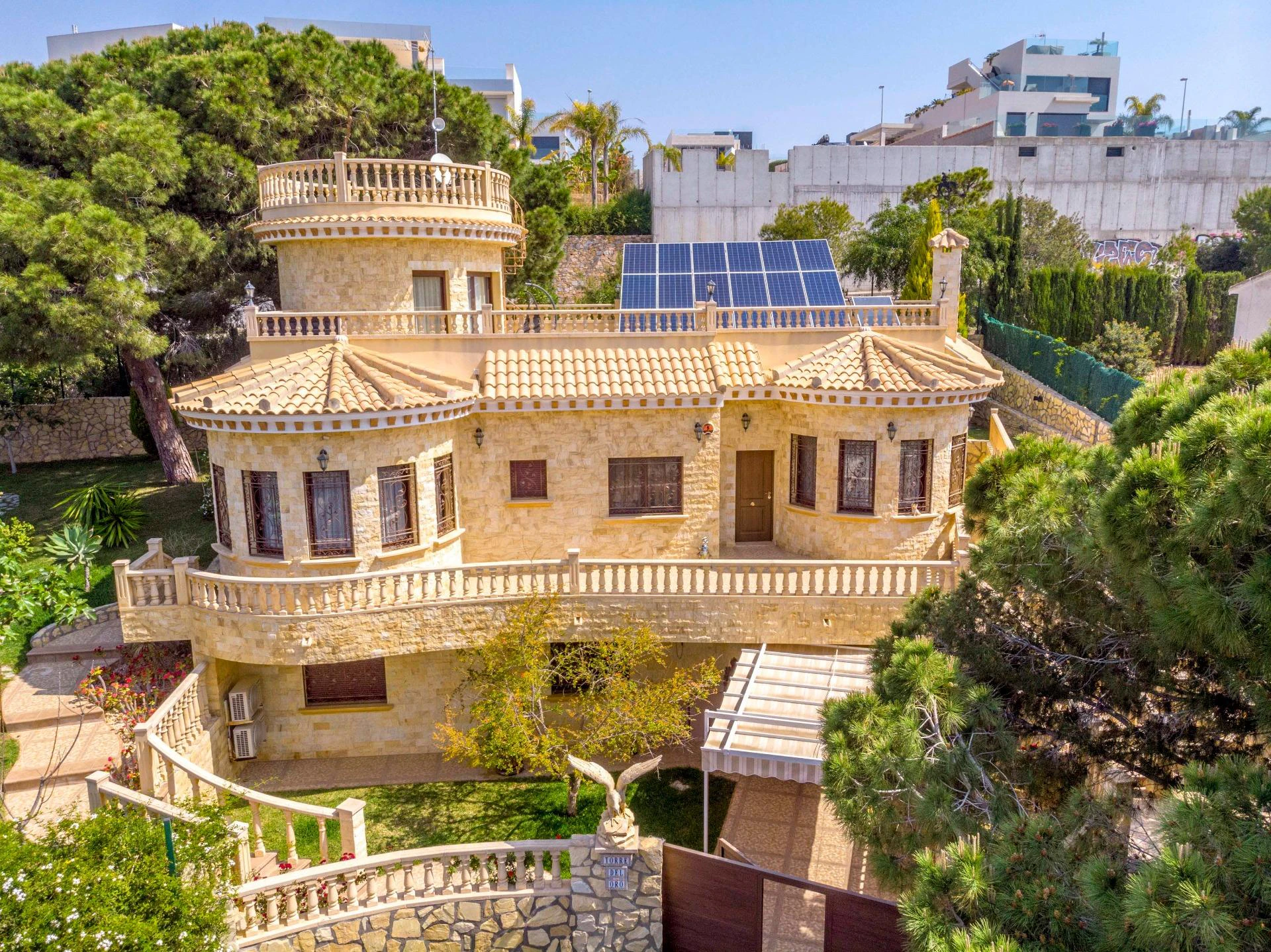 Villa for sale in Orihuela Costa