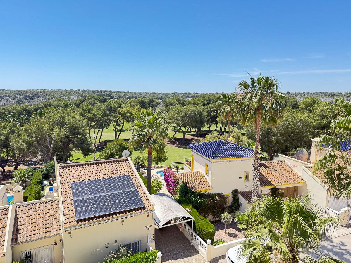 Incredible Frontline Golf Villa for Sale in Las Ramblas