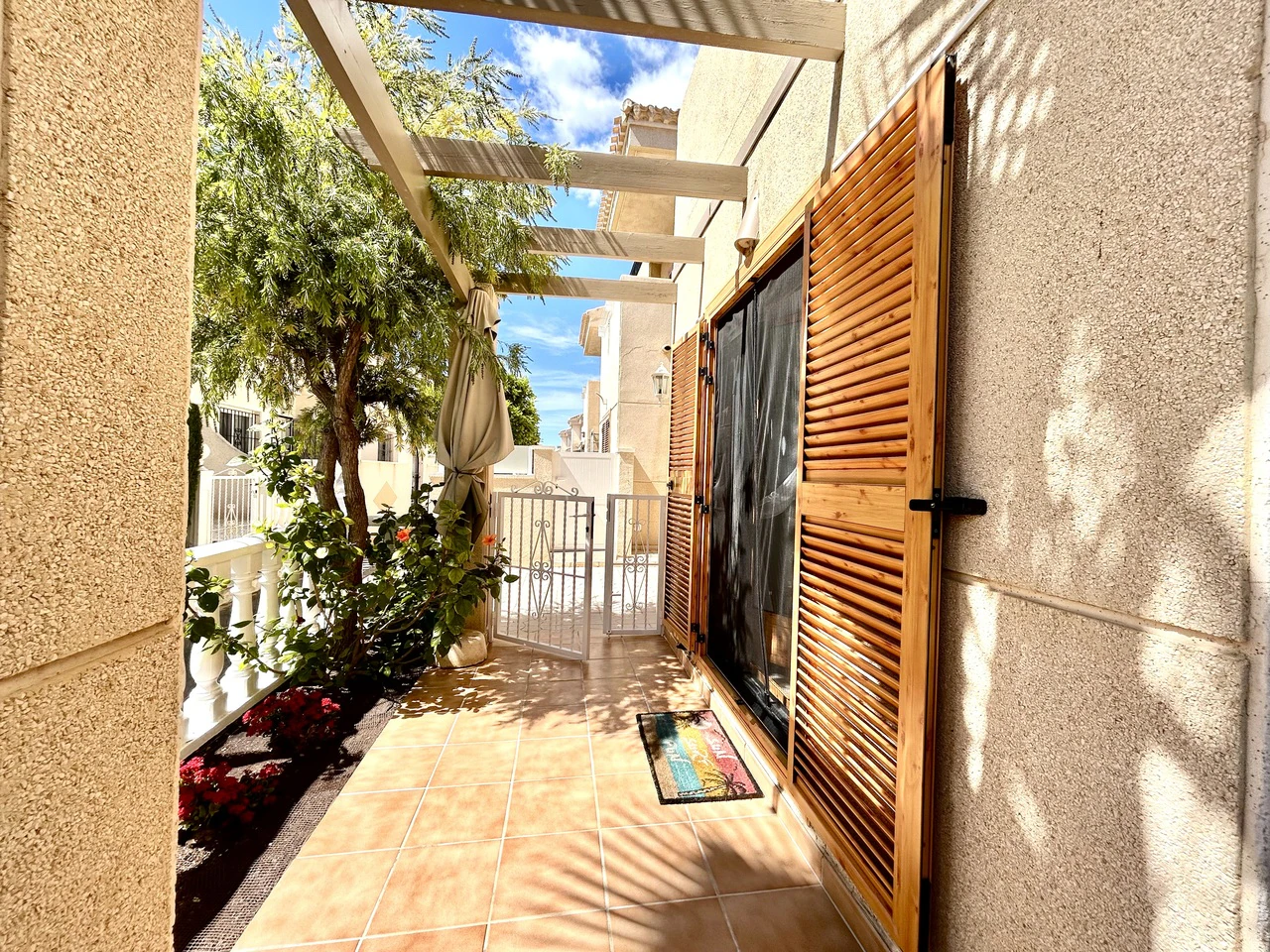 Geschakelde woning te verkoop in Playa Flamenca