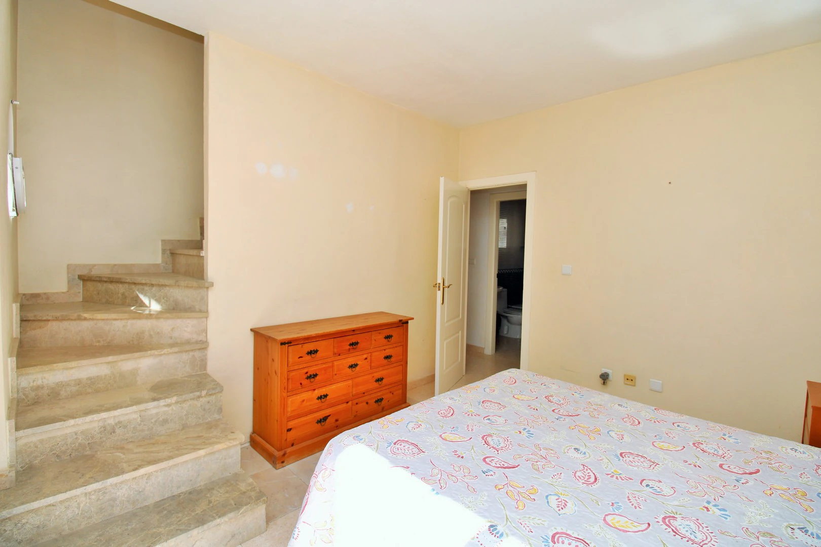 Terraced house for sale in Villamartin