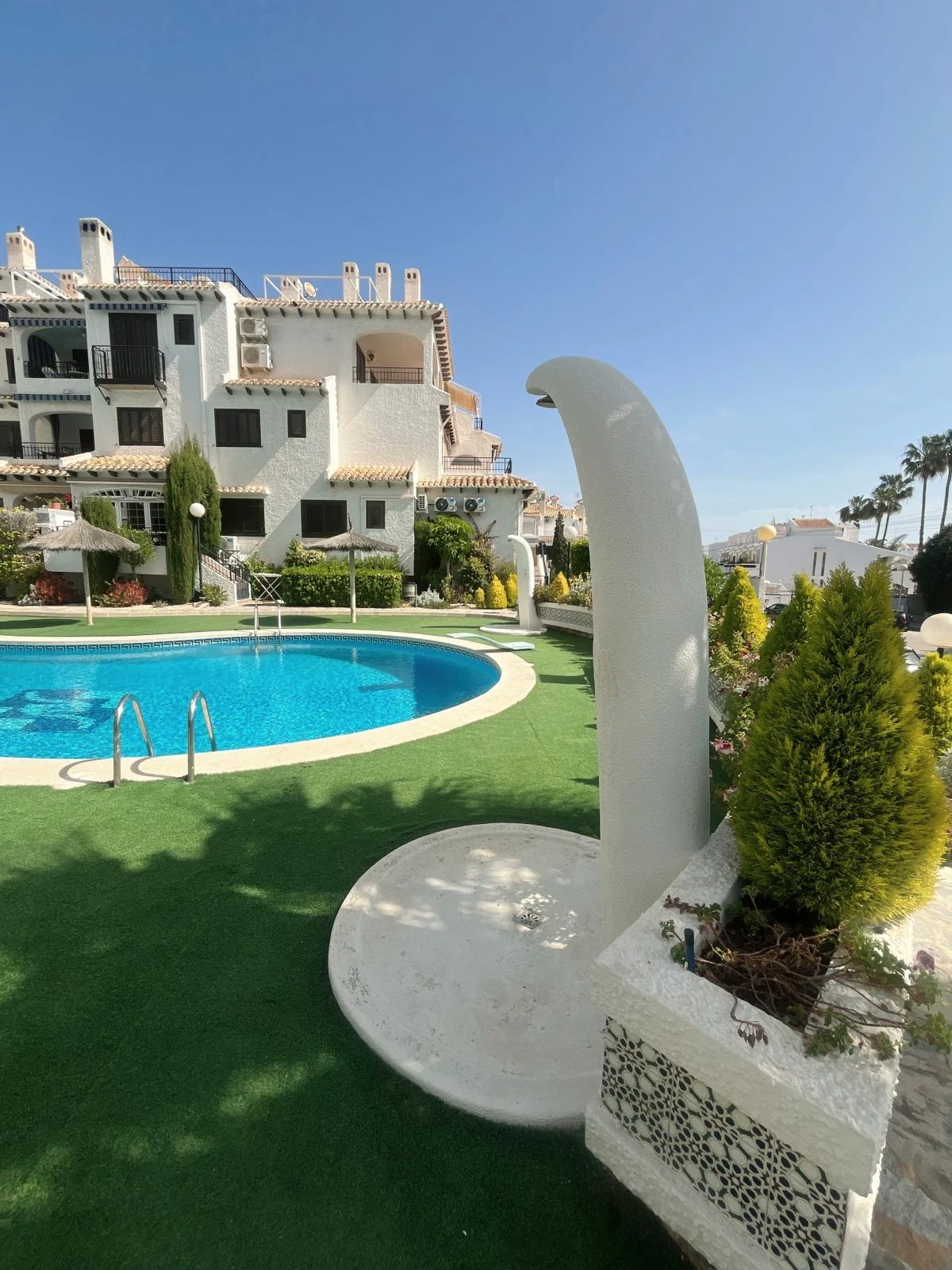 Cabo Roig Beachside Apartment walking to beach