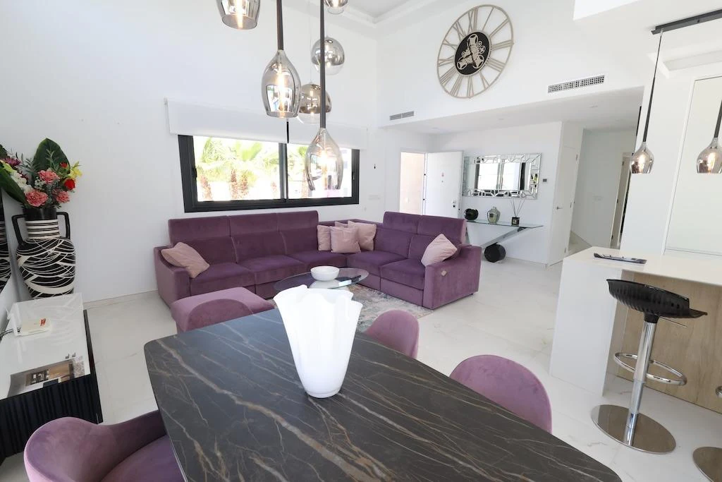 Villa for sale in Rojales