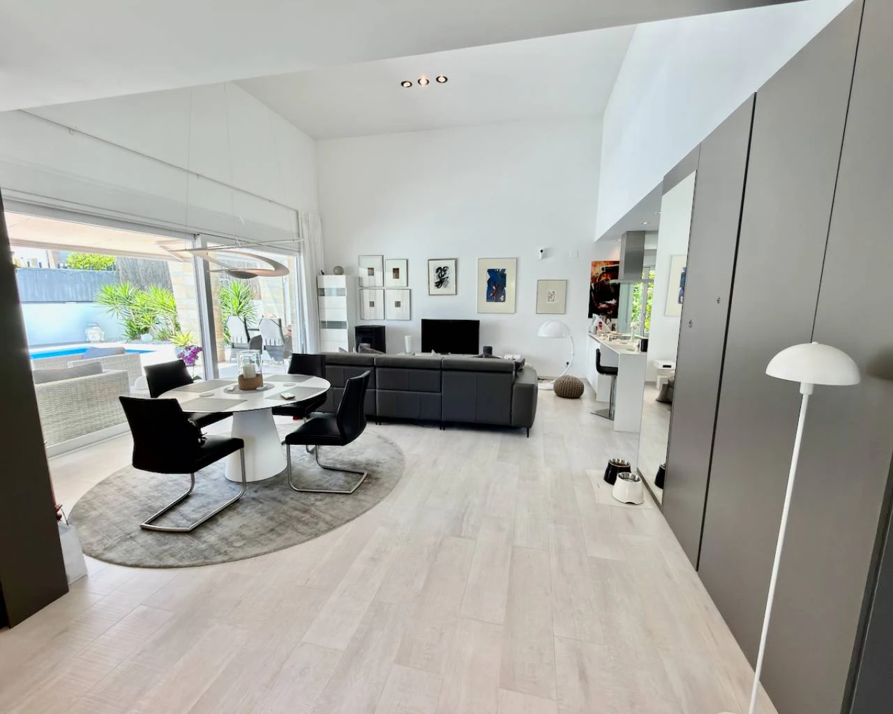 Villa for sale in La Finca Golf