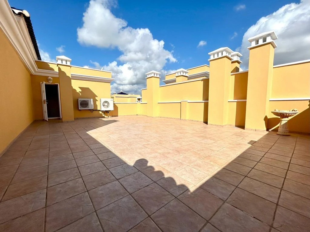 Penthouse à la vente à Dehesa De Campoamor