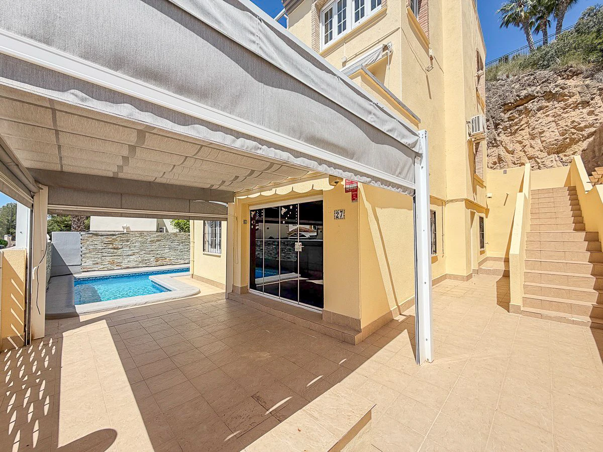Incredible Frontline Golf Villa for Sale in Las Ramblas