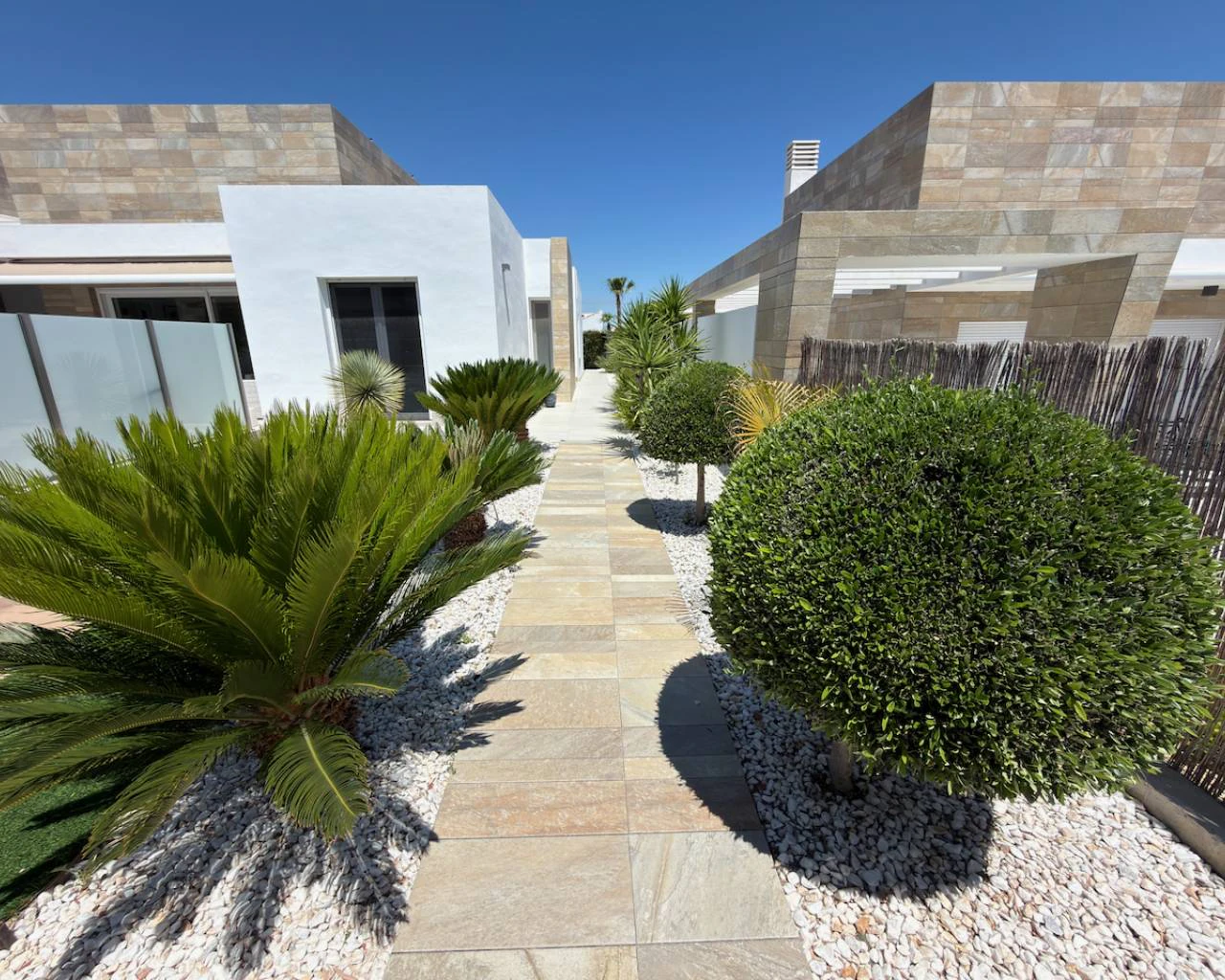 Villa for sale in La Finca Golf