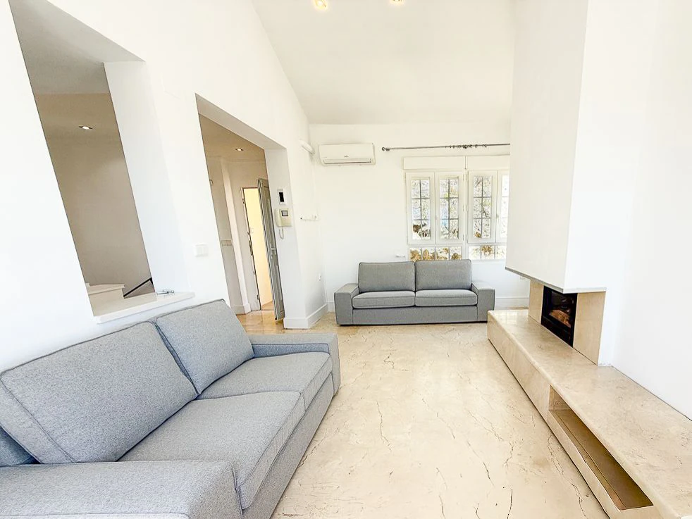 Incredible Frontline Golf Villa for Sale in Las Ramblas